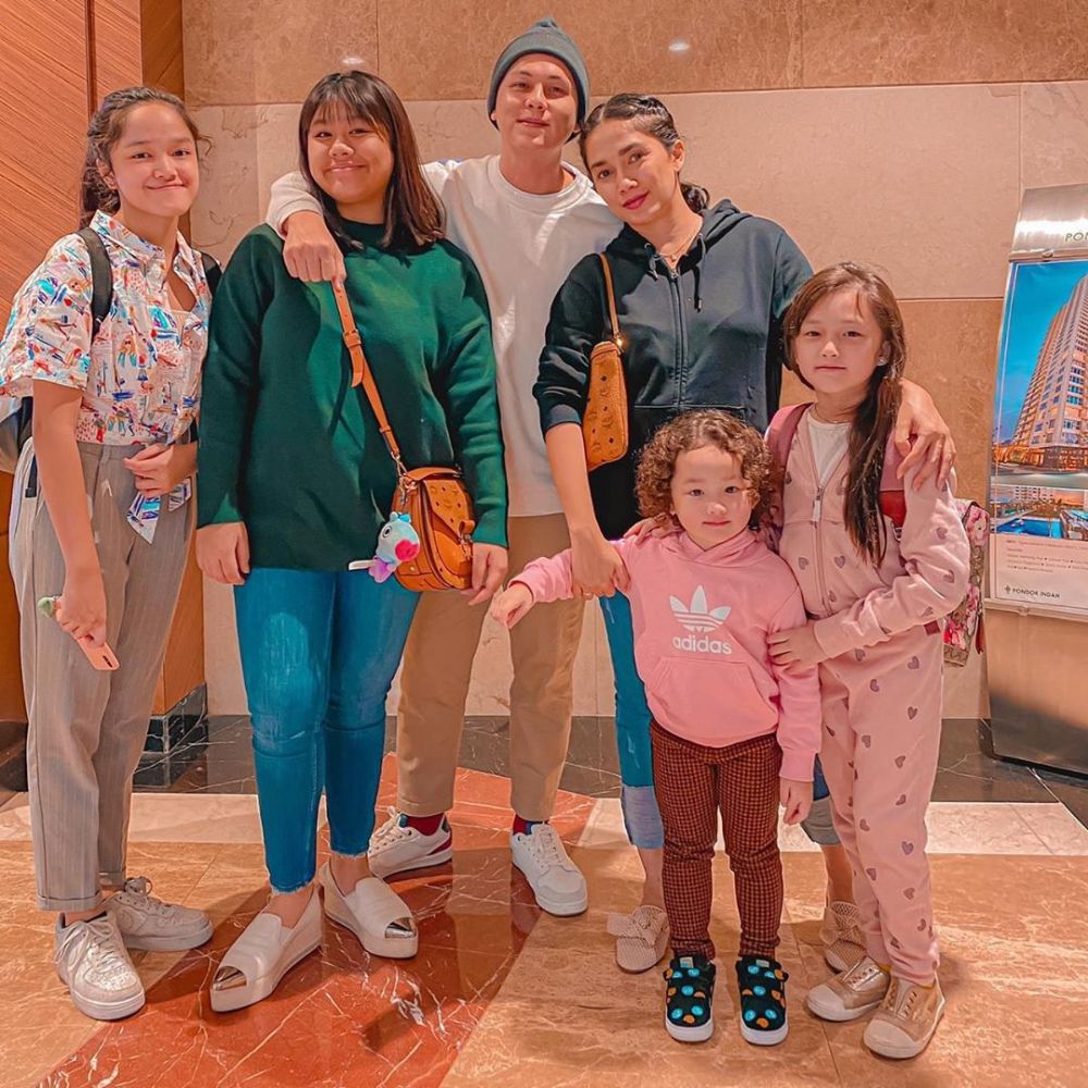 12 Potret Kedekatan Presenter Tanah Air dan Anak, Manis Banget!