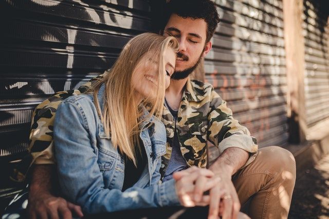 Gak Suka Main-main, 5 Zodiak Ini Dikenal Dewasa Dalam Hubungan!