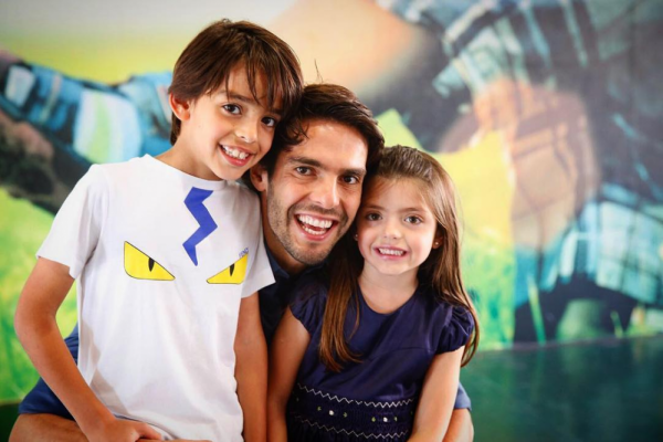 10 Potret Keren Terkini Eks Bintang AC Milan, Ricardo Kaka
