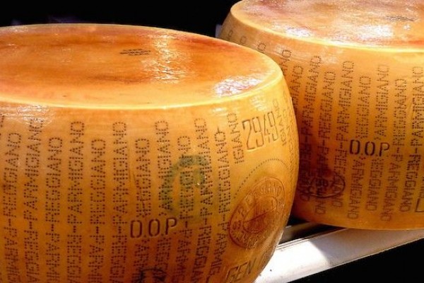 7 Fakta Parmigiano-Reggiano, Keju Autentik Italia Paling Mahal