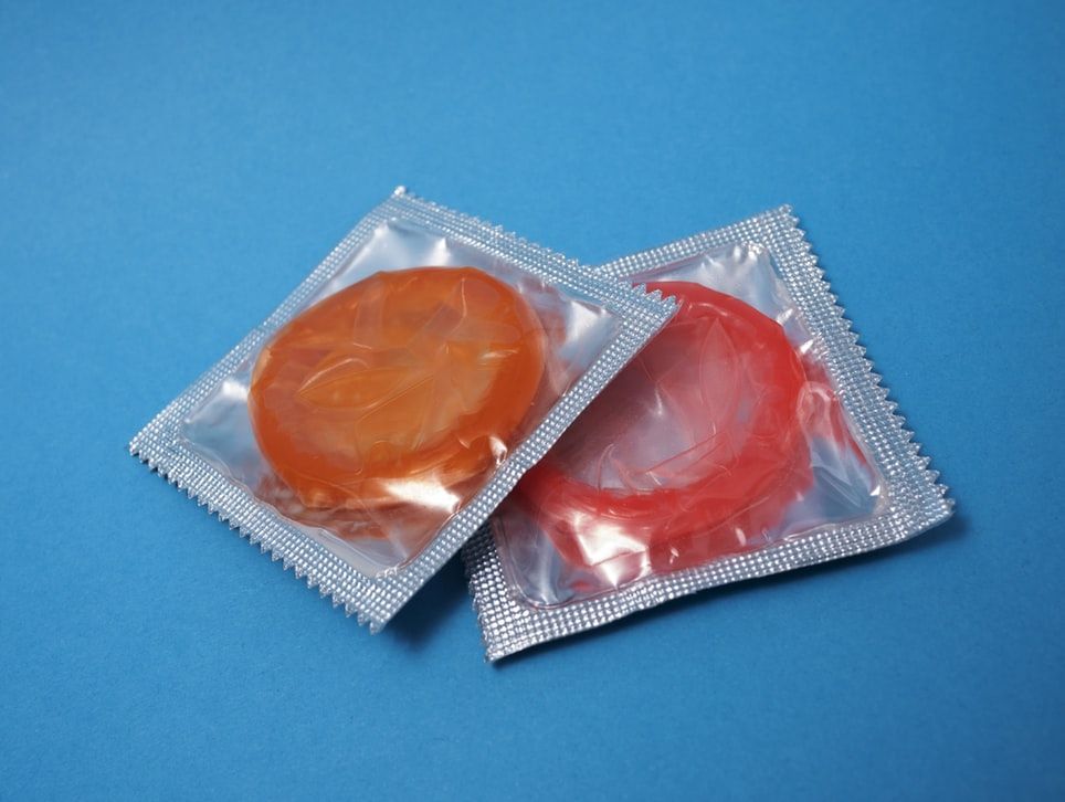 COVID-19 Picu Kekurangan 100 Juta Kondom di Seluruh Dunia