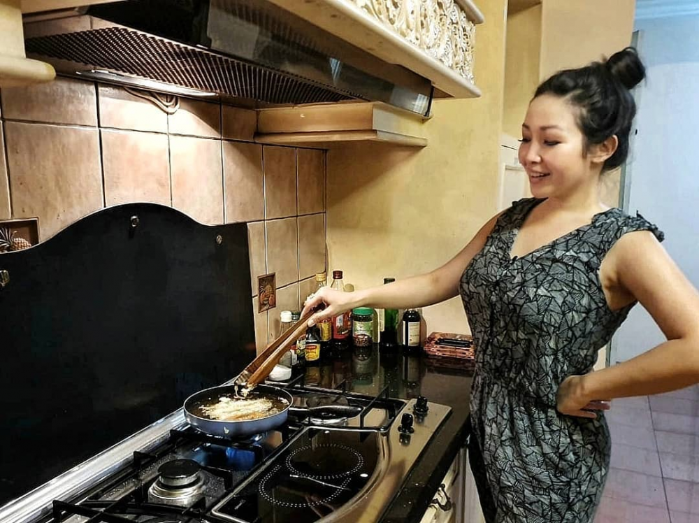 Ваша маринка тиктокерша пх. Chef Marinka hot. Маринка балиқ. Chef Marinka Bikini. Chef Marinka Bugil.