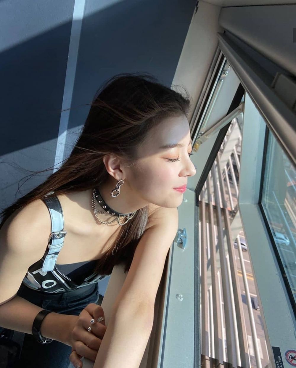10 Potret Selfie Lia ITZY yang Menawan Banget Deh!