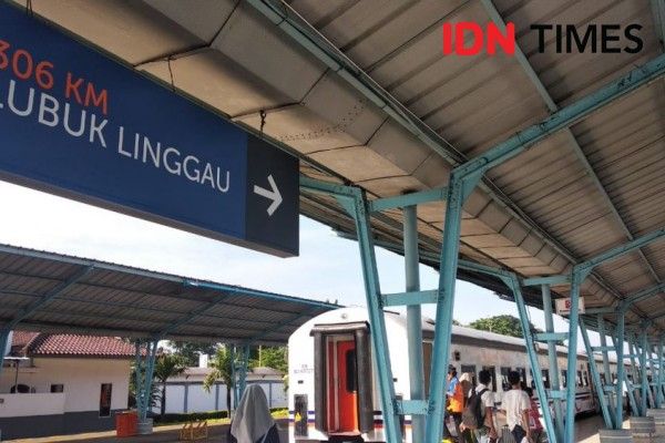 Tiket KAI untuk Nataru di Stasiun Kertapati Palembang Habis Terjual