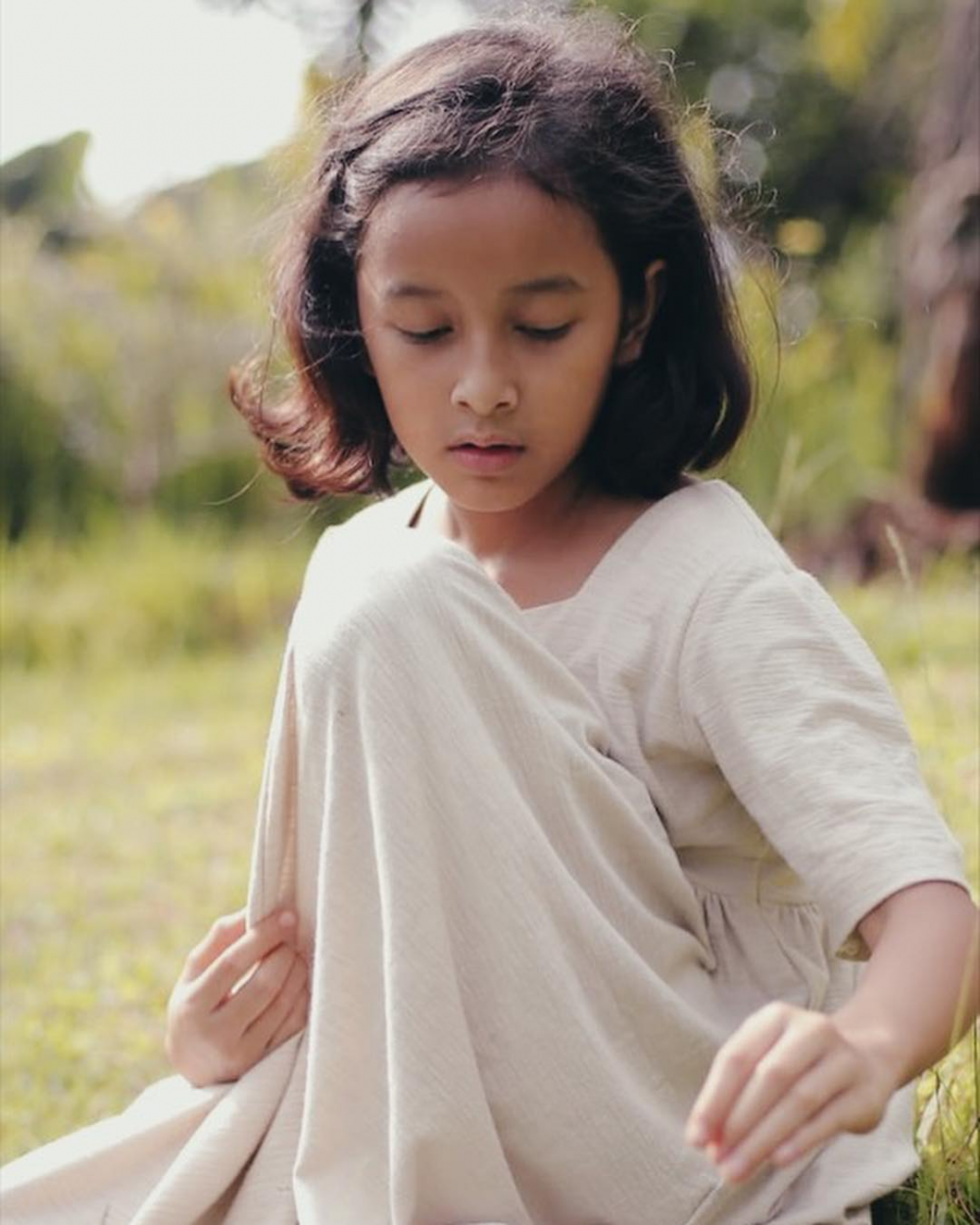 10 Potret Manis Widuri yang Curi Perhatian di Film Buku Harianku