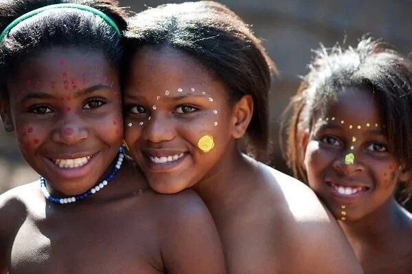 Mengerikan, 5 Tradisi Ini Harus Dilakukan Perempuan di Suku Afrika