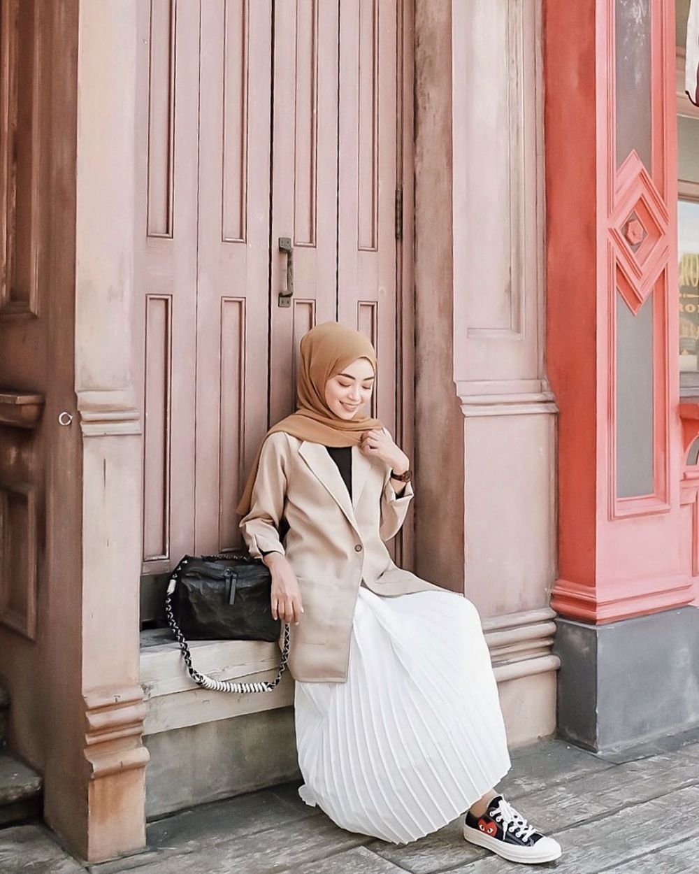 10 Ide Mix  and Match  Hijab  Rok Plisket  ala Selebgram 