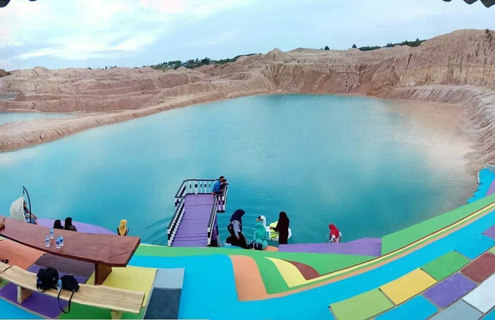 5 Danau Biru Kece di Bangka Belitung, Jangan Sampai Dilewatkan!