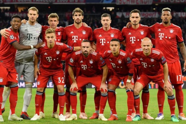 10 Aksi Para Pemain Bayern Munich Ketika Work From Home