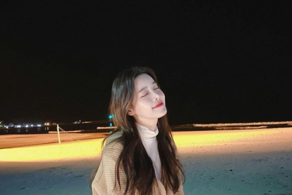 10 Potret Jung Shin Hye, Lawan Main Moonbin ASTRO di Web Drama Baru