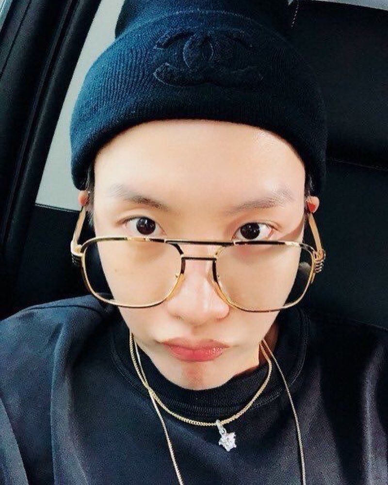 Potret Selfie Jungkook Bts Tanpa Ekspresi Yang Biki Vrogue Co