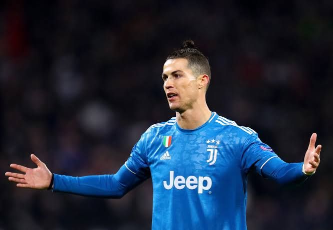 Pandemi Corona, Juve Dikabarkan Jual Ronaldo dengan Harga Murah