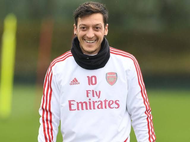 Untuk Pindah ke DC United, Ozil Akan Menunggu Kontraknya Berakhir  