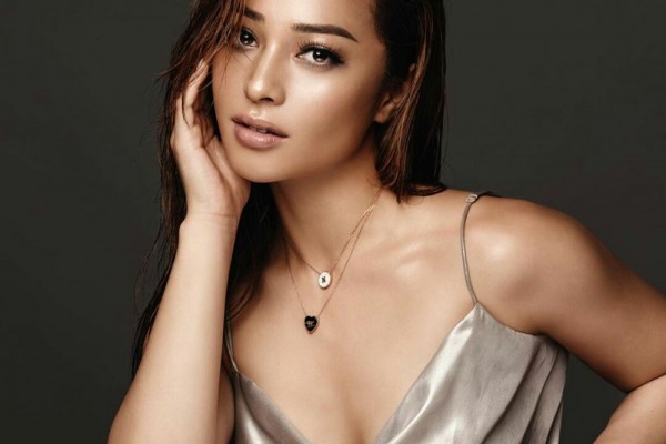 Ayah Nikita Willy Meninggal, 10 Potret Kenangan Manis dengan Sang Ayah