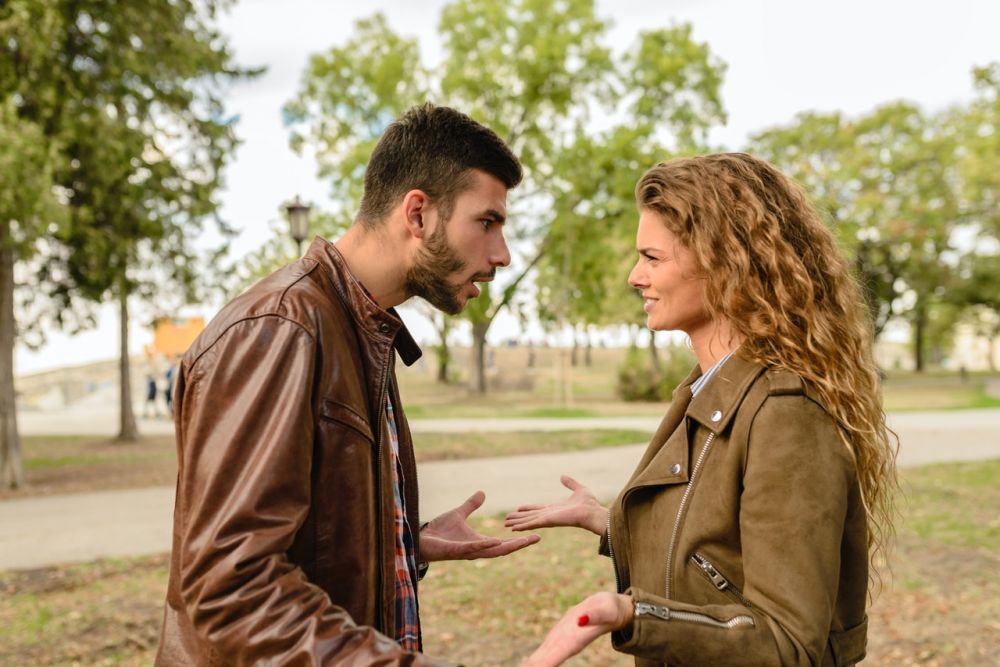 5 Tipe Pasangan yang Justru Sangat Sia-sia Jika Kamu Perjuangkan 