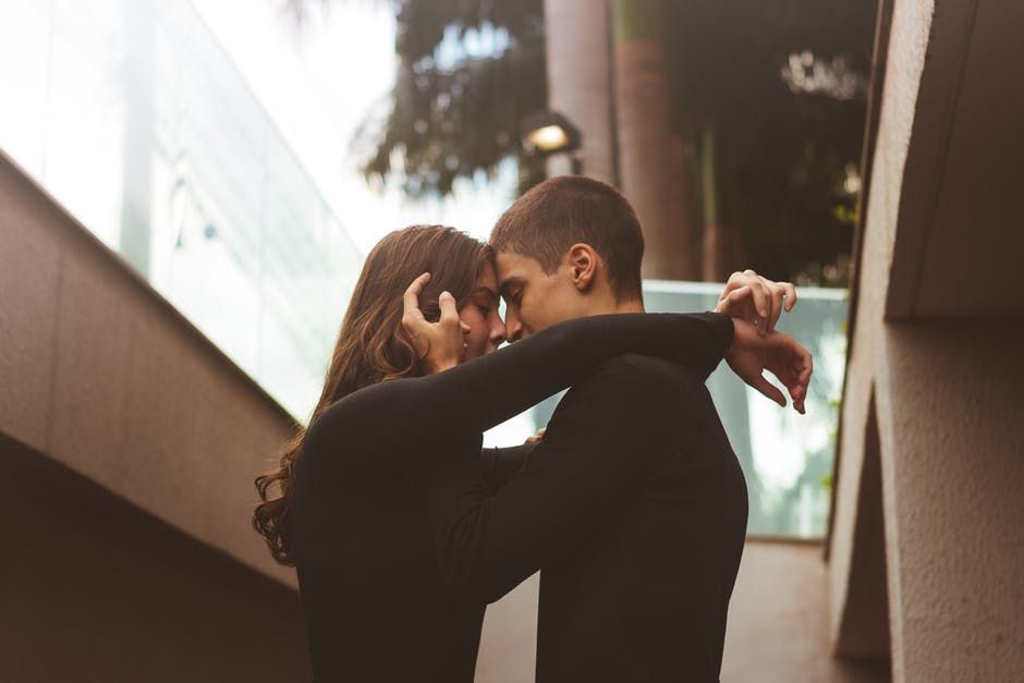 5 Hal yang Tak Boleh Kamu Ungkit dalam Hubungan saat Bertengkar