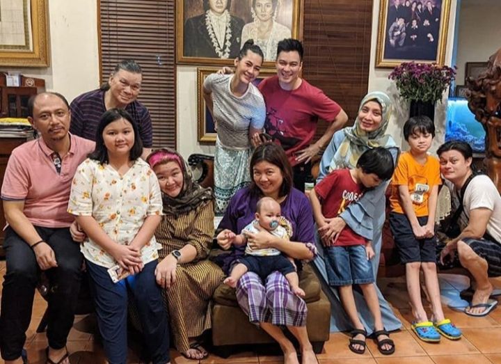 Bahagia 9 Momen Lebaran Pertama Baim Wong Dan Paula Bersama Kiano