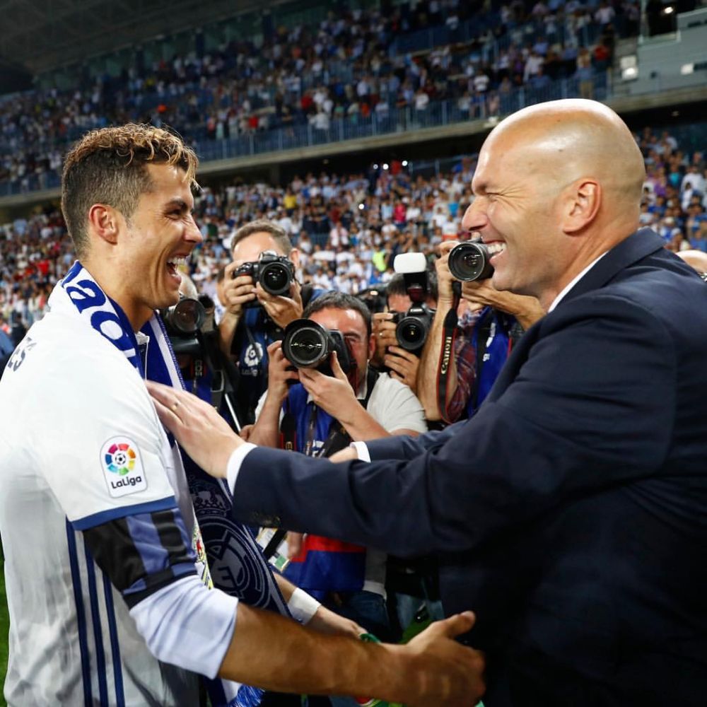 Zidane Mau Reuni dengan Ronaldo dan Benzema di PSG