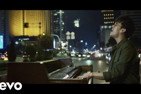 8 Lagu Yang Cocok Masuk Playlist Saat Ingin Suasana Tenang Dan Rileks