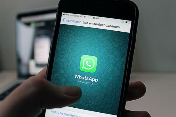Waspada Ponsel Diretas! Kenali 5 Ciri-ciri Penyadapan WhatsApp
