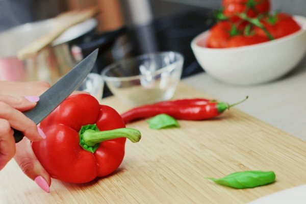 Lebih Sehat Dimakan Mentah, 6 Sayur Ini Sebaiknya Tak Perlu Dimasak