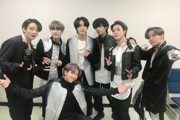 Bikin Berani dan Haru, 7 Lagu KPop Tentang Perjalanan Menjadi Dewasa