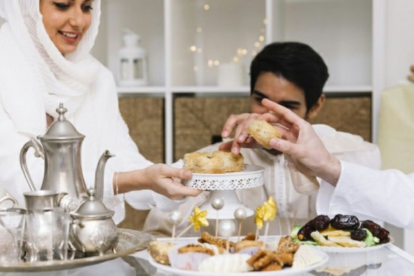 Biar Tetap Bugar, Ini 5 Tips Menjaga Nutrisi Makanan Selama Berpuasa