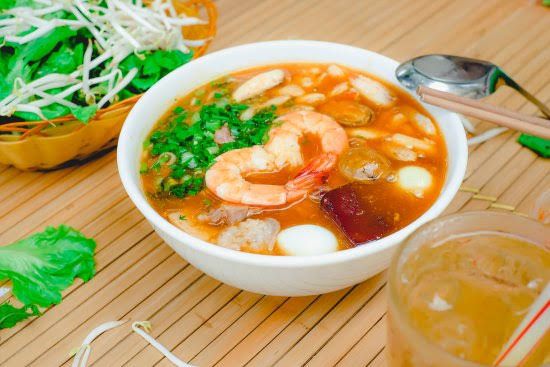 5 Street Food yang Wajib Dicoba di Ho Chi Minh City Vietnam