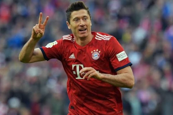 Cetak 43 Gol, Robert Lewandowski Paling Subur di Eropa!
