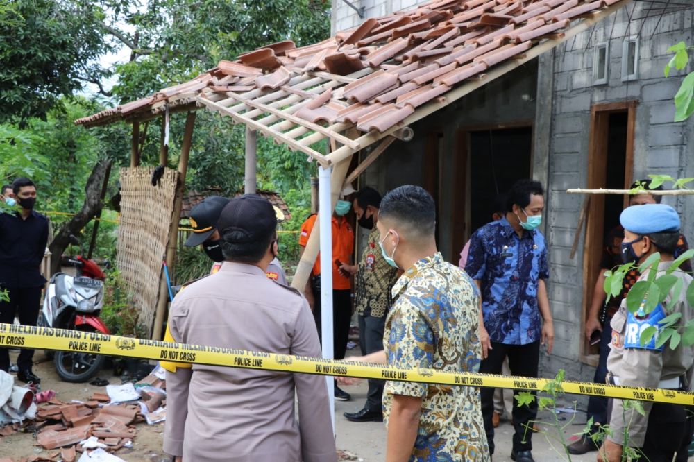 Kerasnya Ledakan di Grobogan, Jendela Terlepas, Genteng Berserakan
