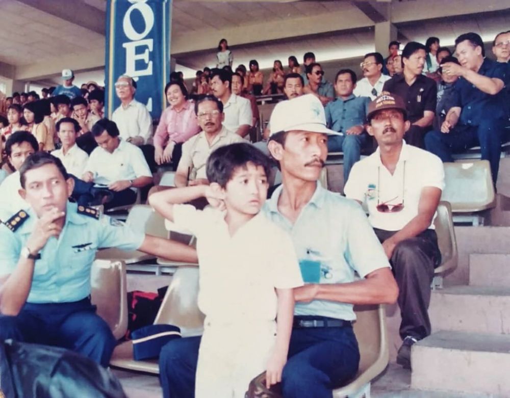 12 Foto Jadul Artis Indonesia Saat Masih Polos, Bisa Mengenali Mereka?