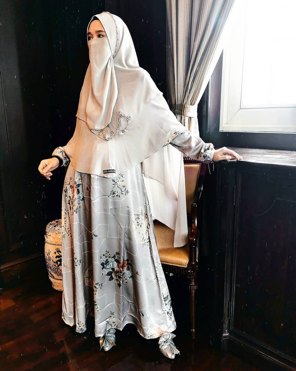10 Artis Eks Girlband yang Kini Tampil Anggun Berhijab, Bikin Adem!