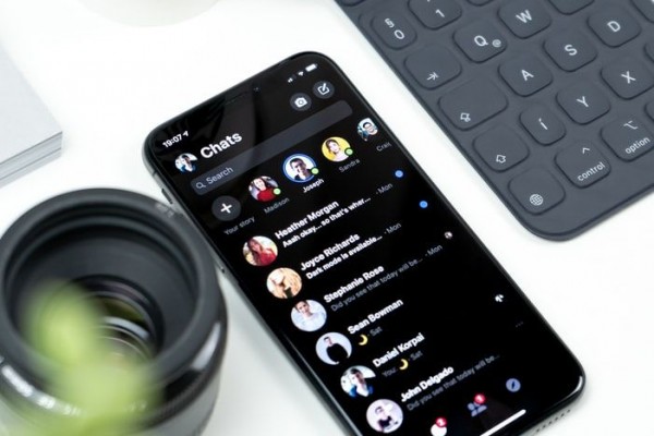 10 Chat Gombal Gagal ini Mak Jleb Jawabannya, Nyesek Abis!
