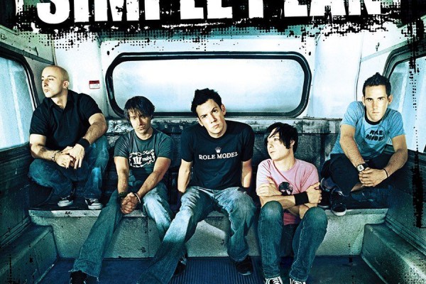 10 Lagu Rock Barat Khas Warnet Era 2000-an untuk Karaoke di Rumah
