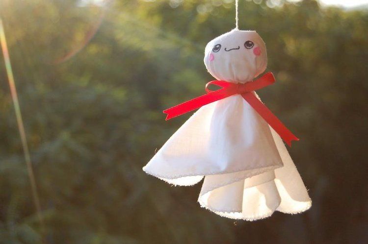 5 Fakta Teru Teru Bozu, Boneka Imut Penangkal Hujan Asal Jepang