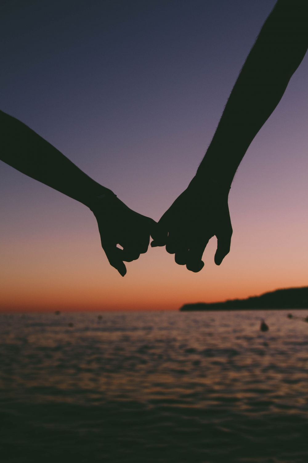 5 Ciri Hubungan Platonik, Hubungan yang Gak Dilandasi Rasa Cinta