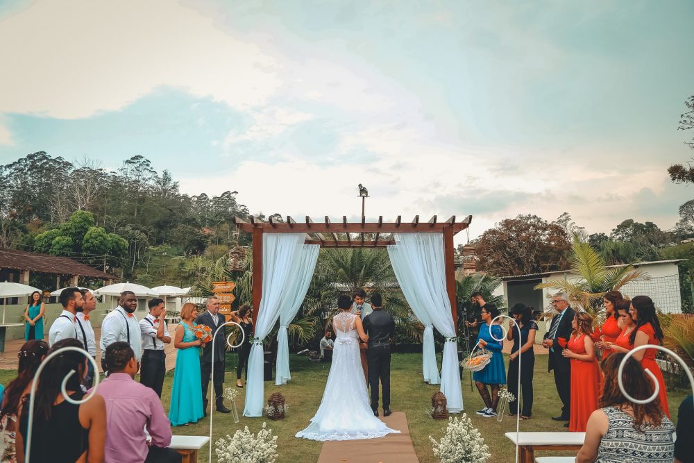 5 Ciri Hubungan Platonik, Hubungan yang Gak Dilandasi Rasa Cinta