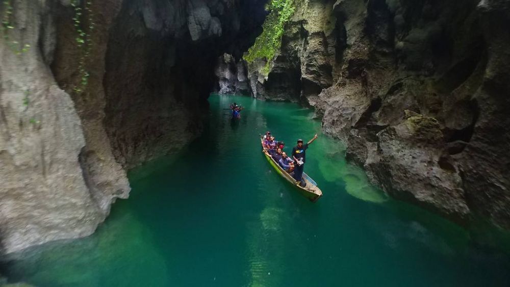 5 Pesona Goa Boki Moruru Hidden Gems Di Halmahera Tengah Maluku Utara