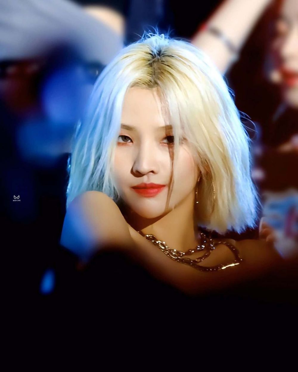 Layaknya Villain, Ini 10 Potret Soyeon (G)I-DLE Saat di Atas Panggung