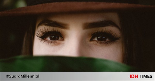5 Zodiak Ini Punya Kebiasaan Suka Memata-matai Pasangannya