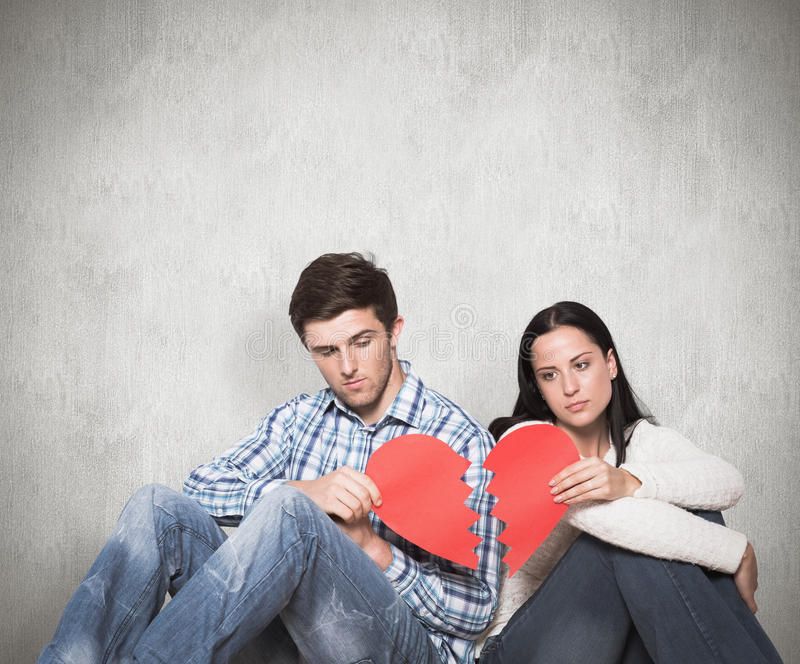 6 Cara Bersikap Bijak Saat Pasangan Mulai Gak Menganggap Keberadaanmu