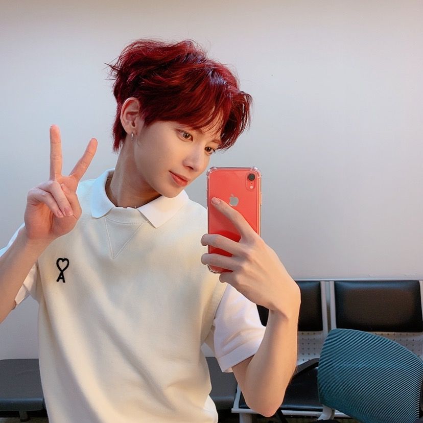 10 Potret Mirror Selfie Taehyun TXT, Boyfriend Material Banget!