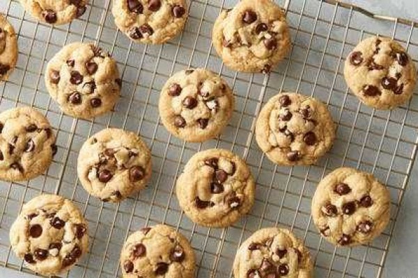 Resep Mini Chocochips Lava, Cokelatnya Lumer Banget!