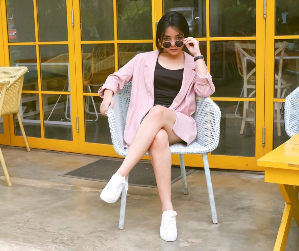 12 Potret Pesona Gita Sinaga, Sosok Istri Tegar di Suara Hati Istri