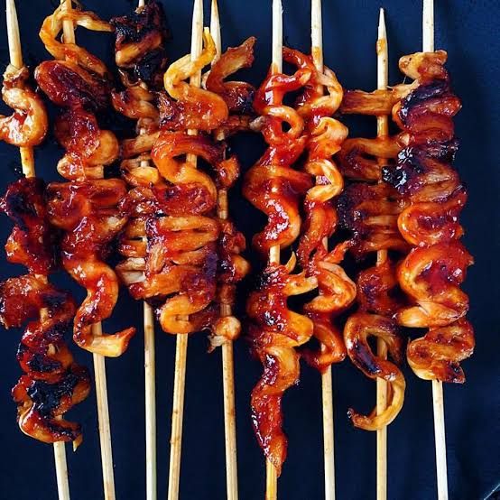 5 Street Food Tusuk Khas Filipina yang Sederhana Namun Bikin Ketagihan