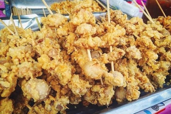 5 Street Food Tusuk Khas Filipina yang Sederhana Namun Bikin Ketagihan