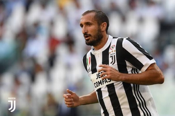 5 Bek Tengah yang Bisa Menggantikan Giorgio Chiellini di Juventus