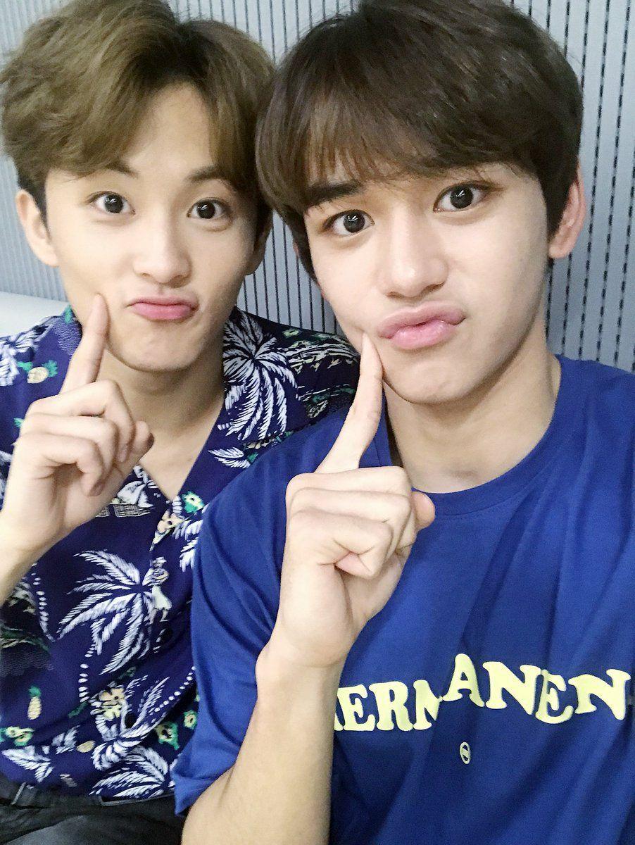 9 Potret Manis Kebersamaan Lucas dan Mark, 99 Line di NCT