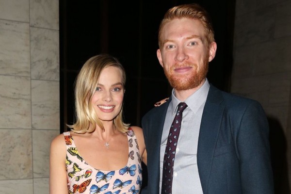 6 Fakta Hubungan  Margot Robbie dan Domhnall Gleeson ini Bikin Iri