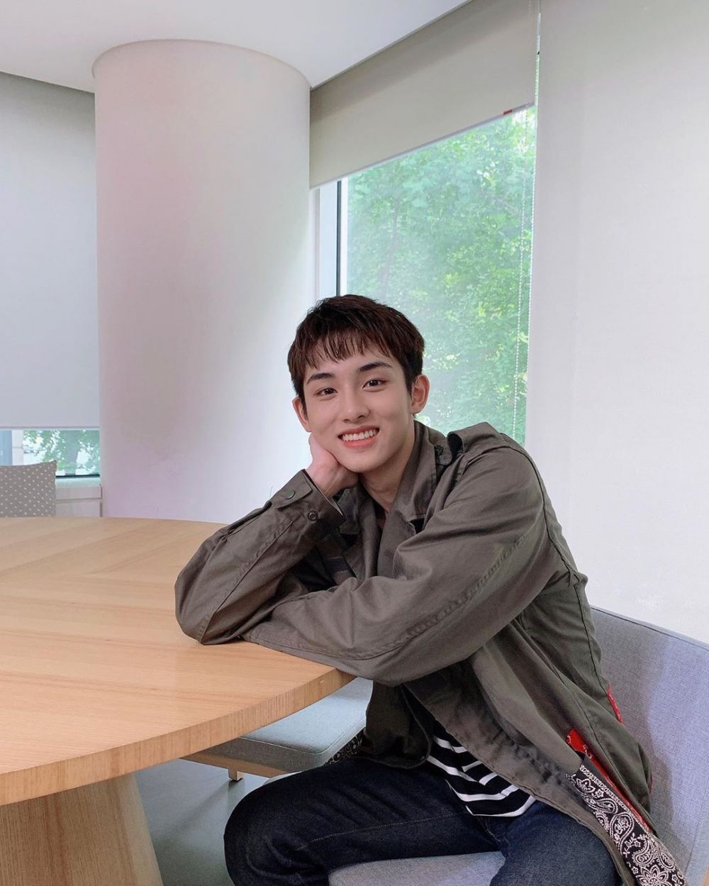 5 Talenta Winwin WayV yang Bikin Jatuh Hati, Berbakat Abis!